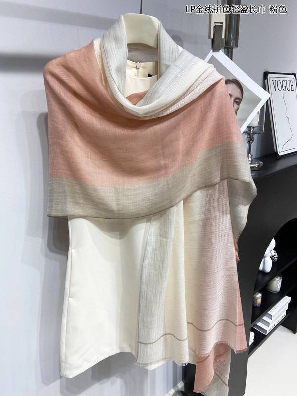 Loro Piana Scarf LPC00045 Loro Piana Scarf LPC00045